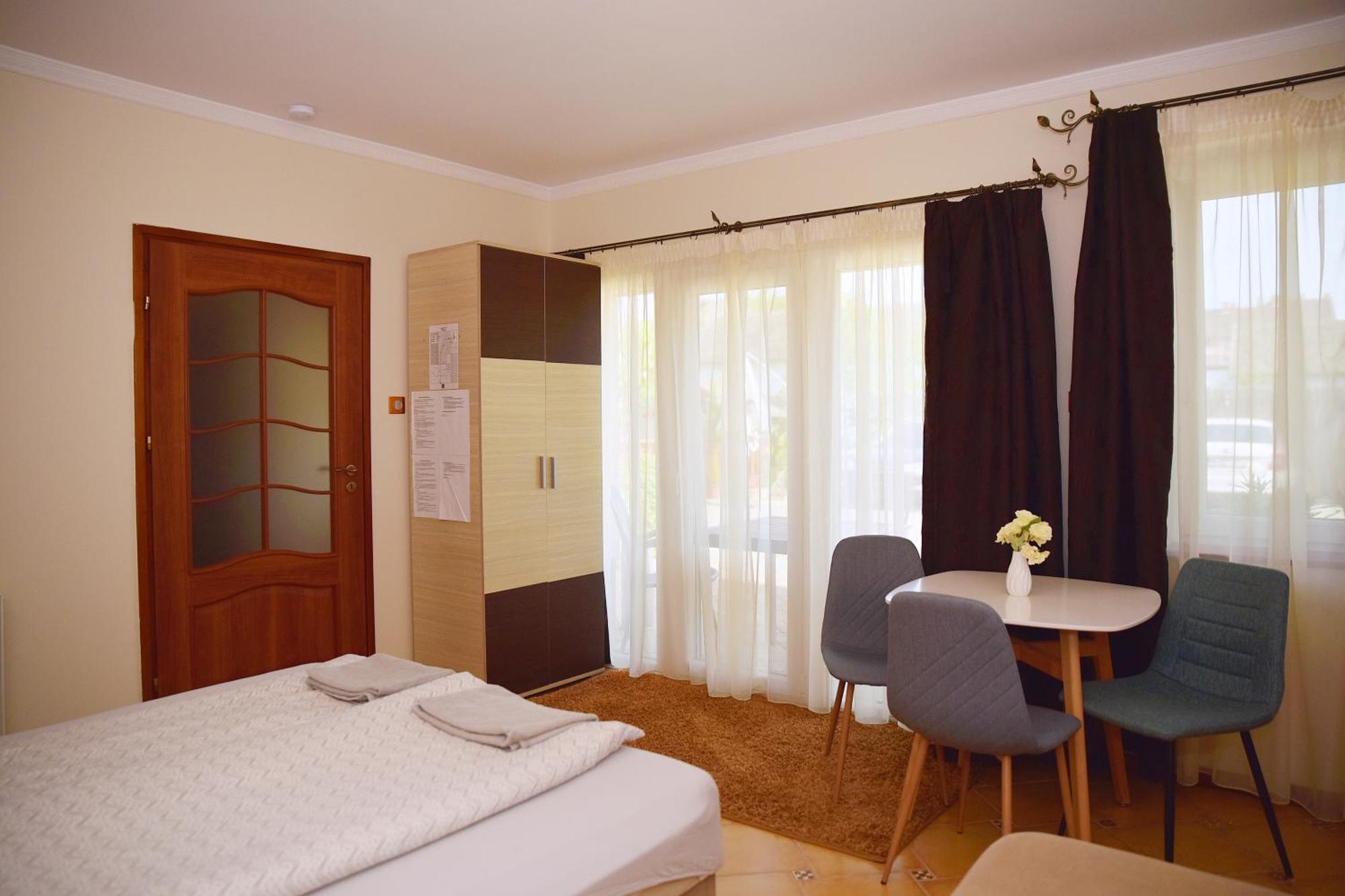 Makotel Apartmanhaz Екстер'єр фото