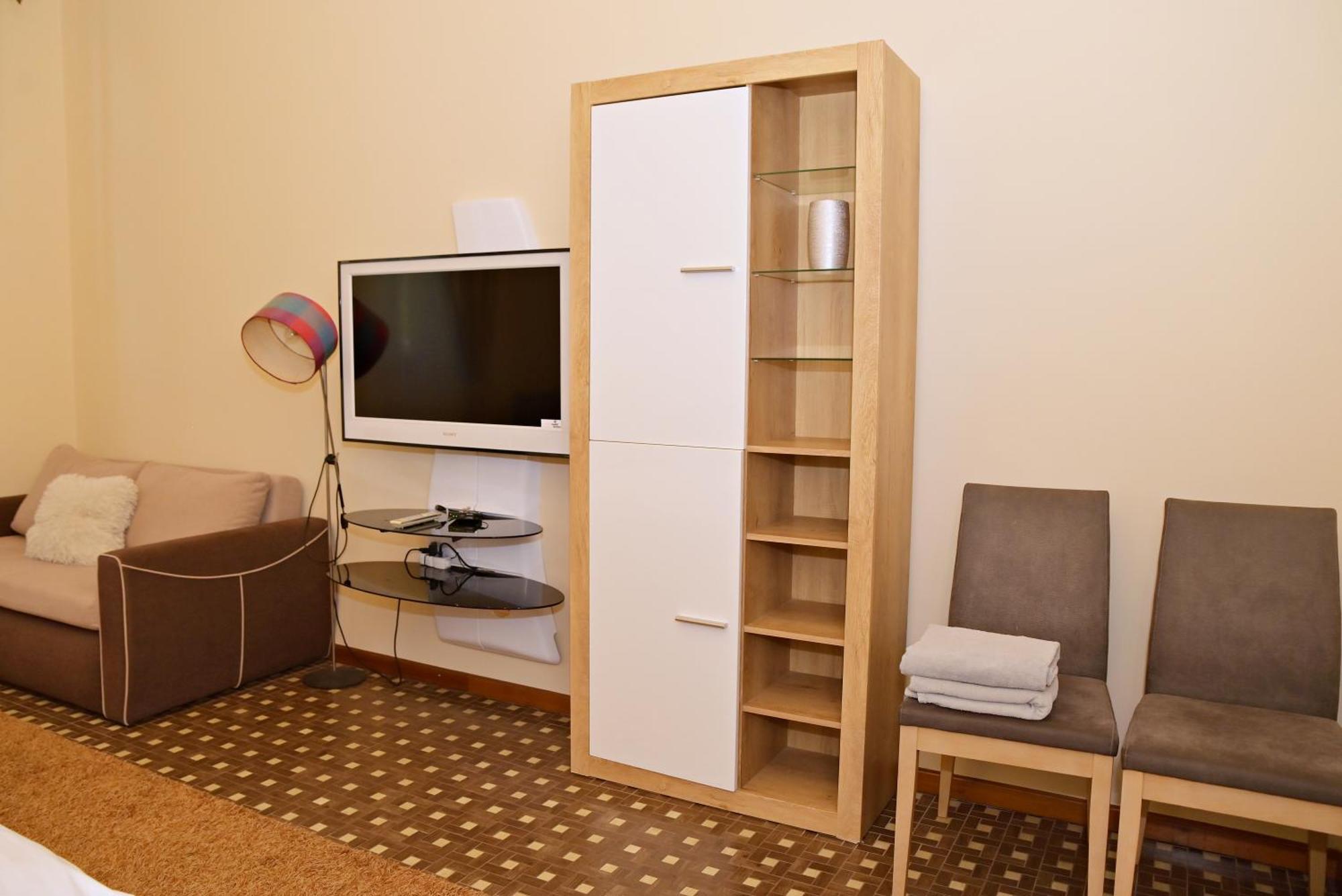 Makotel Apartmanhaz Екстер'єр фото