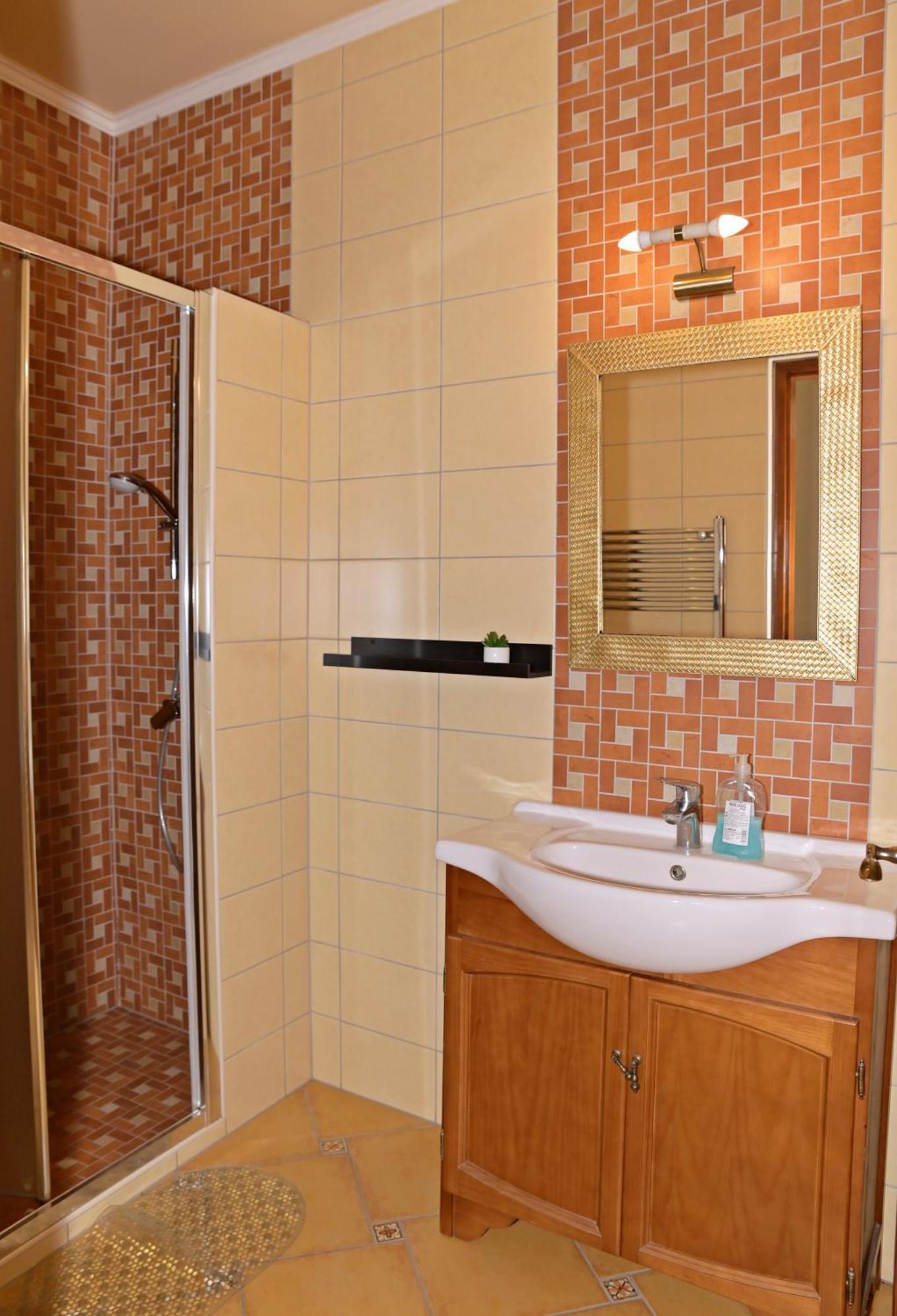 Makotel Apartmanhaz Екстер'єр фото
