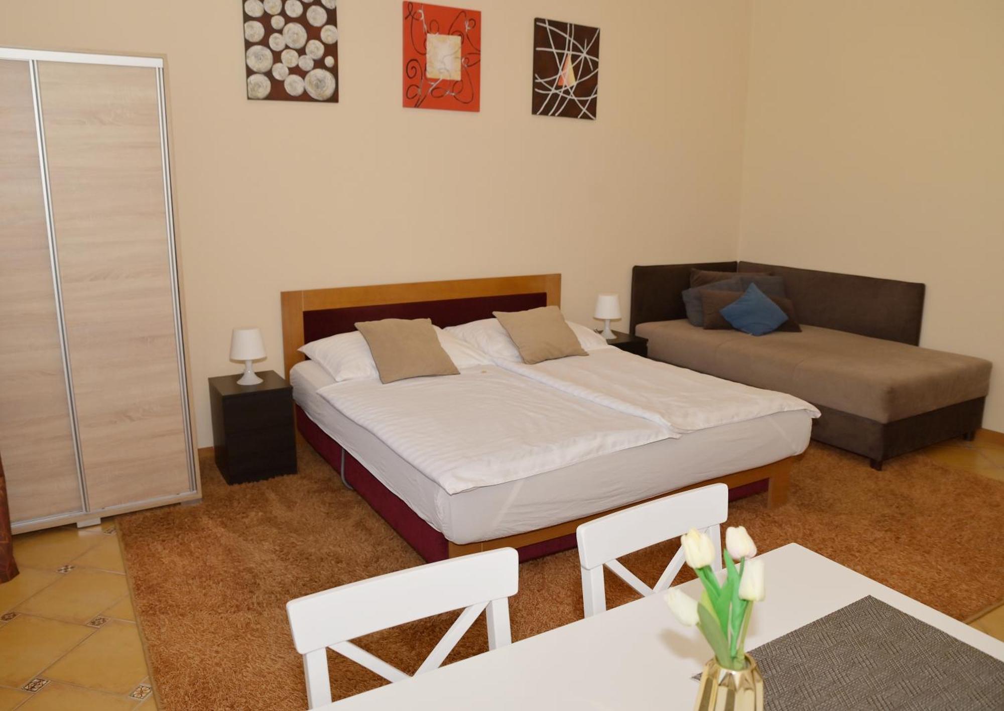 Makotel Apartmanhaz Екстер'єр фото