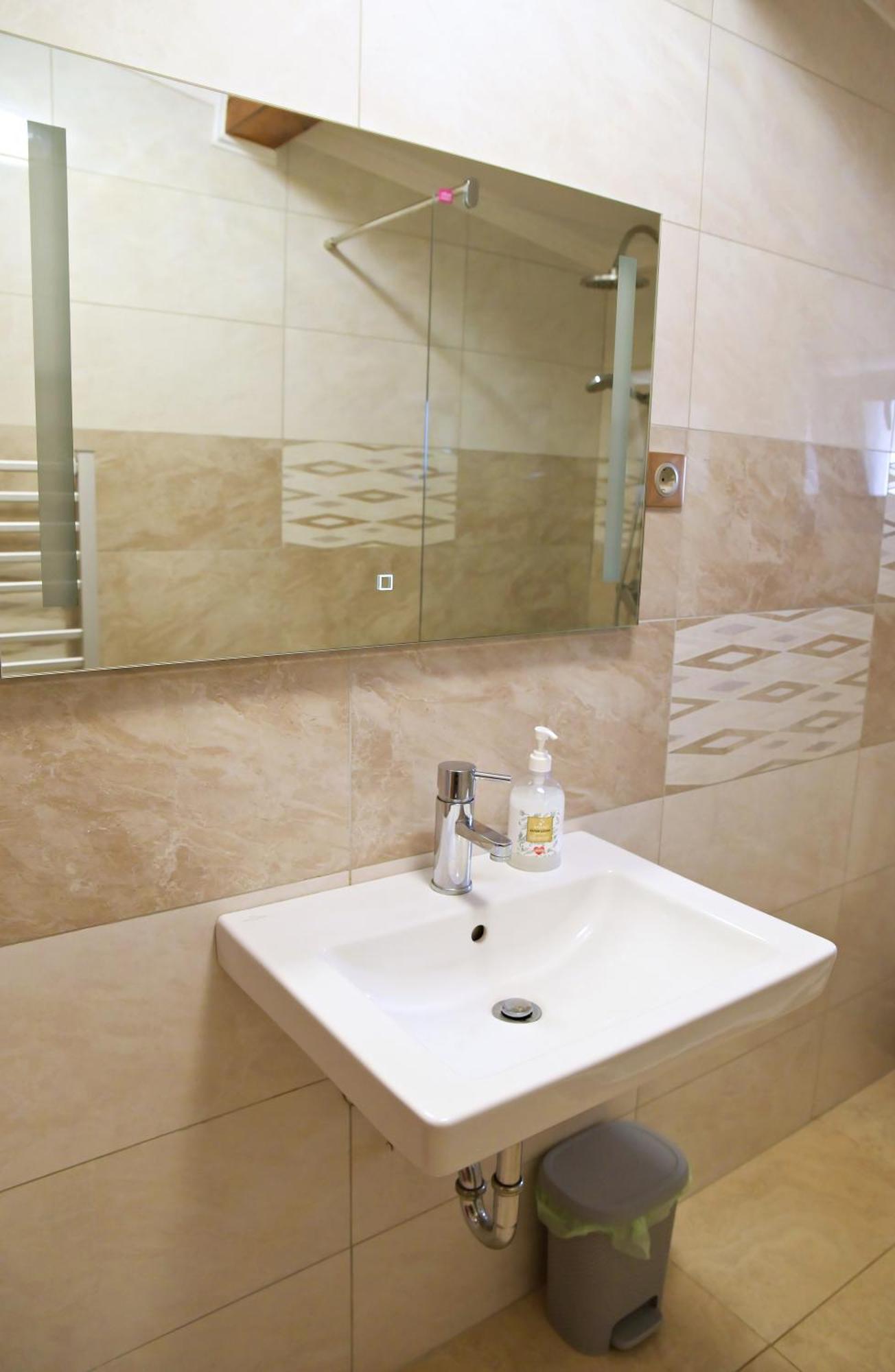 Makotel Apartmanhaz Екстер'єр фото
